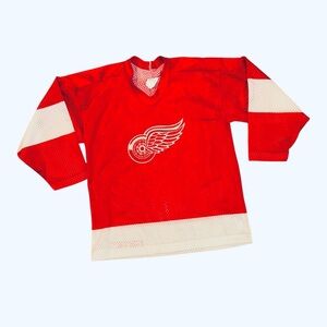 NWOT Vintage Detroit Red Wings Jersey Boys Large XL Hockey NHL CCM